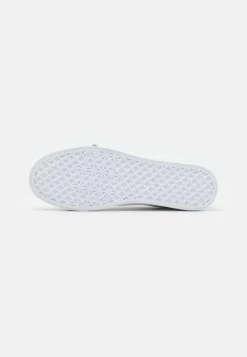 Pier One Unisexo UNISEX - Zapatillas - White 12 Pier One Unisexo UNISEX - Zapatillas - White -Pier One Tienda 0959762b23eb442bb1083f90a4405b12