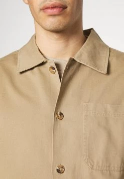 Pier One Hombre Chaqueta Fina - Tan -Pier One Tienda 0d13b6e587d74f058260b4c06b9245ad