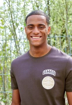 Pier One GRAPHIC T-SHIRT - Camiseta Básica - Brown, Hombre 15 Pier One GRAPHIC T-SHIRT - Camiseta Básica - Brown, Hombre -Pier One Tienda 0eebf87f42c844a0acc2a63cb0a4d230