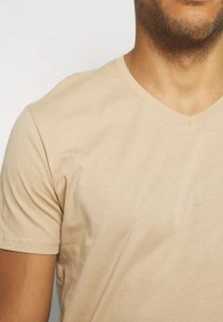 Pier One Hombre 3 PACK - Camiseta Básica - Khaki/tan/dark Blue -Pier One Tienda 112e274a77d44bfdb30f2a1f86f0f677