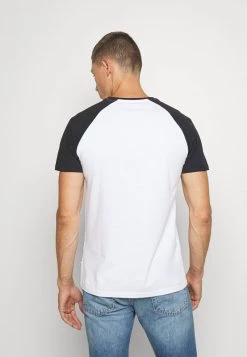 Pier One Hombre Camiseta Básica - Black -Pier One Tienda 13e887665a08496cb3ca962780f73552