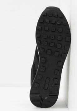 Pier One Unisexo UNISEX - Zapatillas - Black 12 Pier One Unisexo UNISEX - Zapatillas - Black -Pier One Tienda 1761322dc3574a79bb0fb247d9984084