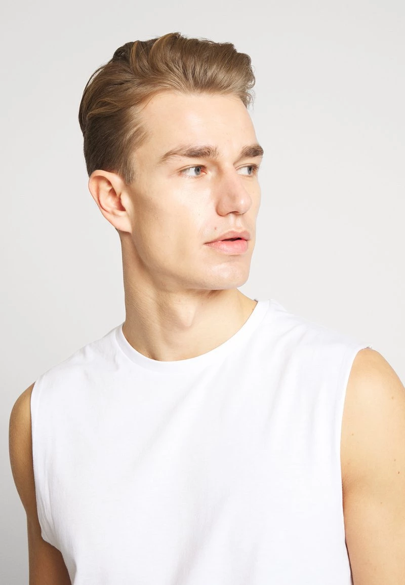 Pier One 3 PACK - Camiseta Básica - Grey/white/black, Hombre 8 Pier One 3 PACK - Camiseta Básica - Grey/white/black, Hombre - Imagen 6