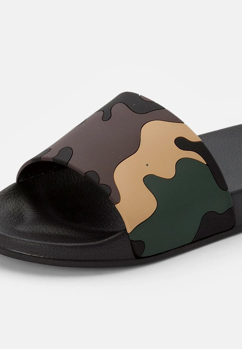 Pier One Unisexo UNISEX - Chanclas De Baño - Black Olive 8 Pier One Unisexo UNISEX - Chanclas De Baño - Black Olive - Imagen 6