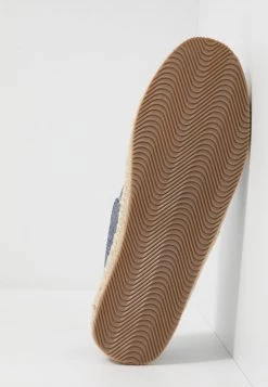 Pier One Unisexo UNISEX - Alpargatas - Blue 12 Pier One Unisexo UNISEX - Alpargatas - Blue -Pier One Tienda 2cae18c64fec4d4fb91bef2a1cf6da8e