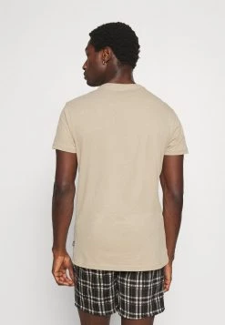 Pier One Hombre Camiseta Básica - Beige -Pier One Tienda 2d454d6e6e9d44d68ce05db01a57b8ba