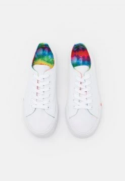 Pier One Unisexo UNISEX - Zapatillas - White -Pier One Tienda 38ef4d1829f54101b5693a95498e19b8