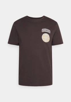 Pier One GRAPHIC T-SHIRT - Camiseta Básica - Brown, Hombre 19 Pier One GRAPHIC T-SHIRT - Camiseta Básica - Brown, Hombre -Pier One Tienda 39f4cdc618d744838e958810fc8501a3