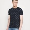 Pier One Hombre Camiseta Estampada - Dark Blue 1 Pier One Hombre Camiseta Estampada - Dark Blue -Pier One Tienda 3a8c84942bec459aa1eadc9317308703