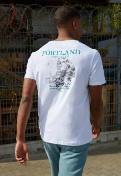 Pier One Hombre GRAPHIC T-SHIRT - Camiseta Estampada - White -Pier One Tienda 3d77497a9faa4f8e96c3335b4627904c