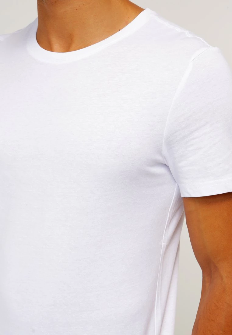 Pier One 2 PACK - Camiseta Básica - White/black, Hombre 8 Pier One 2 PACK - Camiseta Básica - White/black, Hombre - Imagen 6