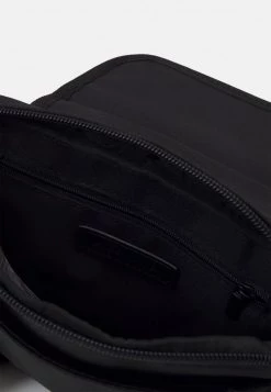 Pier One Unisexo UNISEX - Bandolera - Black -Pier One Tienda 557db21bc1d5436291cfa255a79296ab