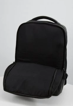 Pier One Hombre Mochila - Black -Pier One Tienda 61fe40ca8f0540e3b5369e18f397e9b7