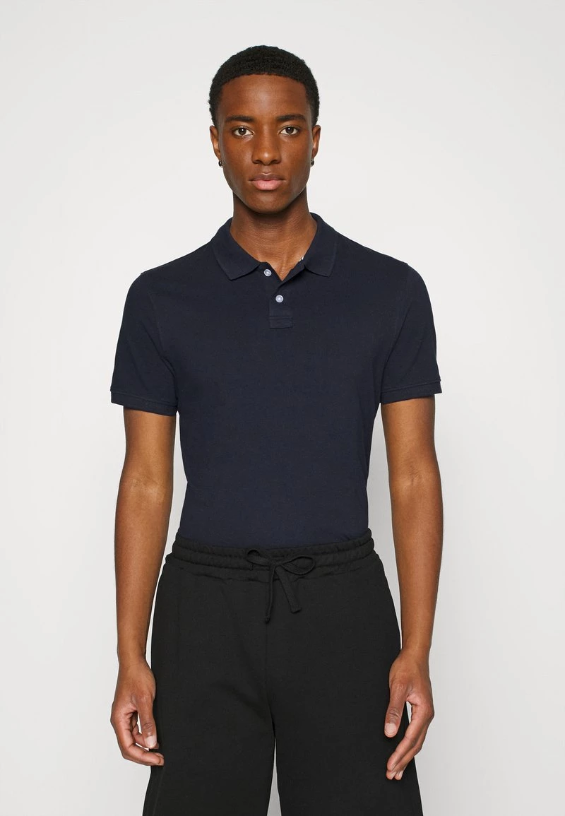 Pier One Hombre 3 PACK - Polo - Dark Blue/red/black 6 Pier One Hombre 3 PACK - Polo - Dark Blue/red/black - Imagen 4