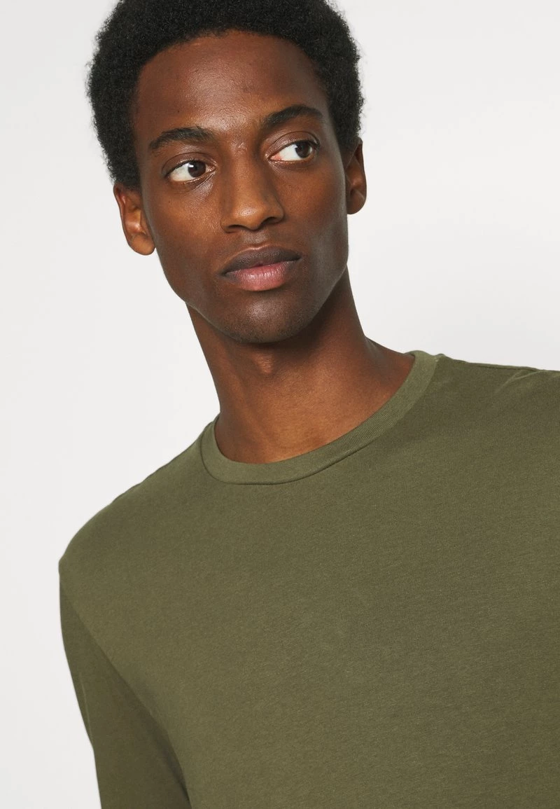 Pier One Hombre 3 PACK - Camiseta De Manga Larga - Black/dark Grey/olive 8 Pier One Hombre 3 PACK - Camiseta De Manga Larga - Black/dark Grey/olive - Imagen 6