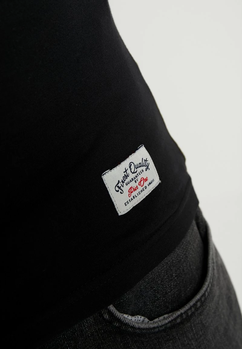 Pier One Hombre Camiseta Básica - Green/black 6 Pier One Hombre Camiseta Básica - Green/black - Imagen 4