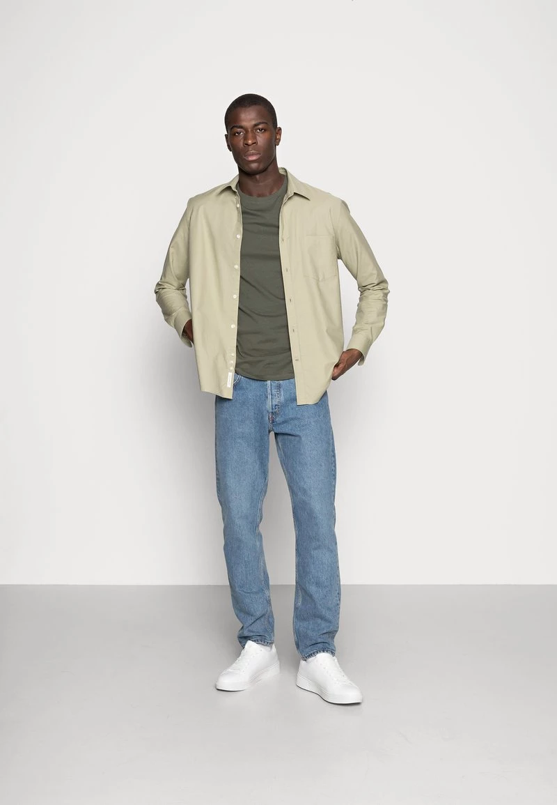 Pier One 3 PACK - Camiseta Básica - Black/grey/green, Hombre 3 Pier One 3 PACK - Camiseta Básica - Black/grey/green, Hombre