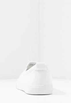 Pier One UNISEX - Mocasines - White, Unisexo -Pier One Tienda 852618fdbaa84630bdf30d01995ec3ab