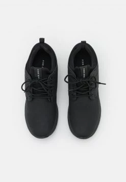 Pier One Unisexo UNISEX - Zapatillas - Black -Pier One Tienda 85702ef5d500413da102027f60e28faa