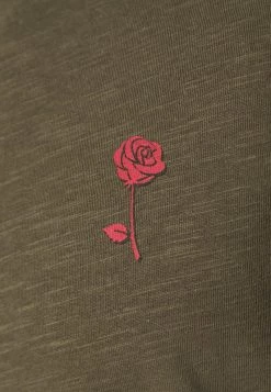 Pier One Unisexo Camiseta Estampada - Olive -Pier One Tienda 88d4858284124fa0873aafcc9acb70b1