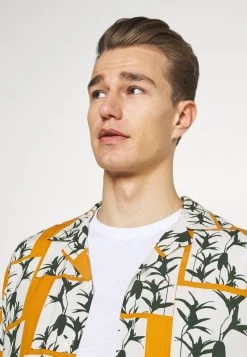 Pier One Hombre Camiseta Estampada - White -Pier One Tienda 8a676e91ded74c849fc7b3593d70ef65