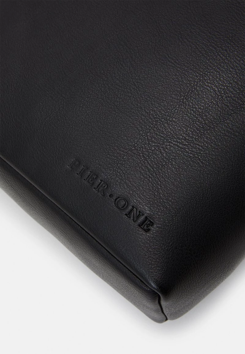 Pier One Bandolera - Black, Hombre 6 Pier One Bandolera - Black, Hombre - Imagen 4