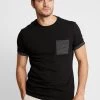 Pier One Hombre Camiseta Estampada - Black -Pier One Tienda 9d71ef607fc14954be7aebb7643fdce1