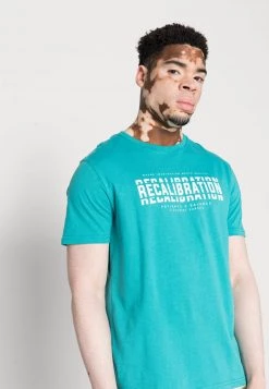 Pier One Hombre RECALIBRATION GRAPHIC TEE - Camiseta Estampada - Blue -Pier One Tienda a46da91a6e1a4092a2e3ca50d5e6cb58