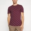 Pier One Hombre Camiseta Estampada - Bordeaux -Pier One Tienda a616fbdfd4da4922a9f3f77bb71d9a16