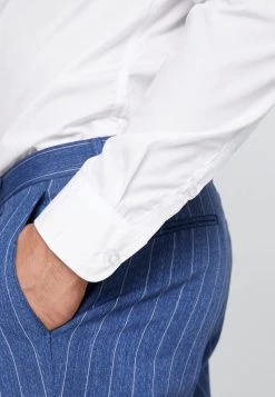 Pier One Hombre 2 PACK - Camisa Elegante - White -Pier One Tienda aac9d6ccd1dd4835ae790e1e3552ae2c