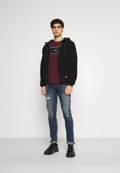 Pier One Hombre Camiseta Estampada - Bordeaux/black/white -Pier One Tienda ac5720edcd01482981028224acb2ff1b