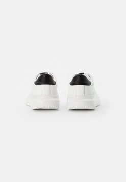 Pier One Unisexo Zapatillas - White Black -Pier One Tienda adf1948d4f9c4731b61adb2889805b33