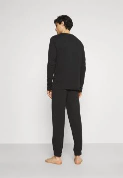 Pier One Hombre Pijama - Black -Pier One Tienda b9b8fb88b64649ea840444d93817e424