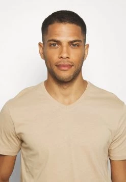 Pier One Hombre 3 PACK - Camiseta Básica - Khaki/tan/dark Blue -Pier One Tienda bbffca6578f845cdab35cb6a6e69d608