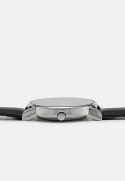 Pier One Unisexo Reloj - Black/silvercoloured 8 Pier One Unisexo Reloj - Black/silvercoloured -Pier One Tienda bd3d862d66074e7da00979f93f7842ad