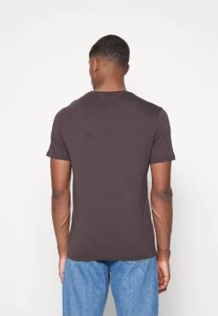 Pier One GRAPHIC T-SHIRT - Camiseta Básica - Brown, Hombre 16 Pier One GRAPHIC T-SHIRT - Camiseta Básica - Brown, Hombre -Pier One Tienda c23ca18a52504e3e94e037f0d28fd449