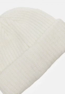 Pier One Unisexo SHORT MICRO BEANIE UNISEX - Gorro - Off-white 7 Pier One Unisexo SHORT MICRO BEANIE UNISEX - Gorro - Off-white -Pier One Tienda c5a5e458990c45dab2ded84804d90654