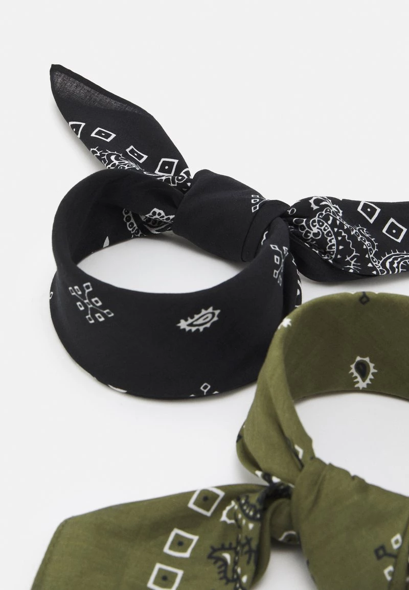 Pier One BANDANA 2 PACK UNISEX - Pañuelo - Black/olive, Unisexo 4 Pier One BANDANA 2 PACK UNISEX - Pañuelo - Black/olive, Unisexo - Imagen 2