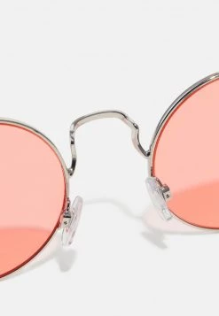 Pier One Unisexo UNISEX - Gafas De Sol - Red -Pier One Tienda cc5ff6757f994098bed6856f88f0e46b