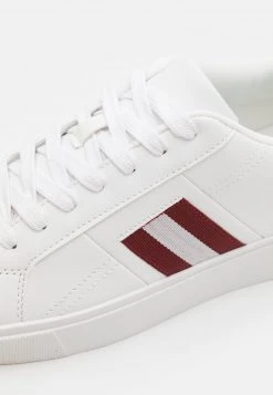 Pier One Unisexo UNISEX - Zapatillas - White -Pier One Tienda d5dc36b108bd4dd5bf7d9d8537c0998b