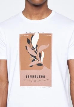 Pier One Hombre LEAF PRINT GRAPHIC T-SHIRT - Camiseta Estampada - White -Pier One Tienda d74d1b566ca849cea1eb87163b10e22b