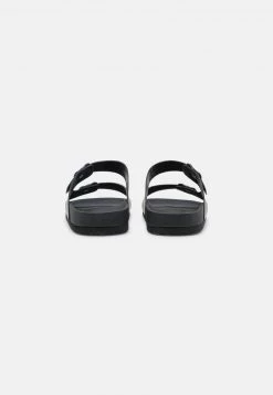 Pier One UNISEX - Pantuflas - Black, Unisexo -Pier One Tienda d9e912440b1f48ef89780c792dc42065