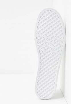Pier One UNISEX - Mocasines - White, Unisexo -Pier One Tienda dee0a4750a5f4236ad549067444ca07e