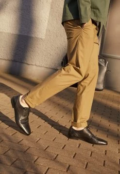 Pier One Hombre LEATHER - Zapatos Con Cordones - Black -Pier One Tienda e6b63b415a6146c2a30054f77bf19998