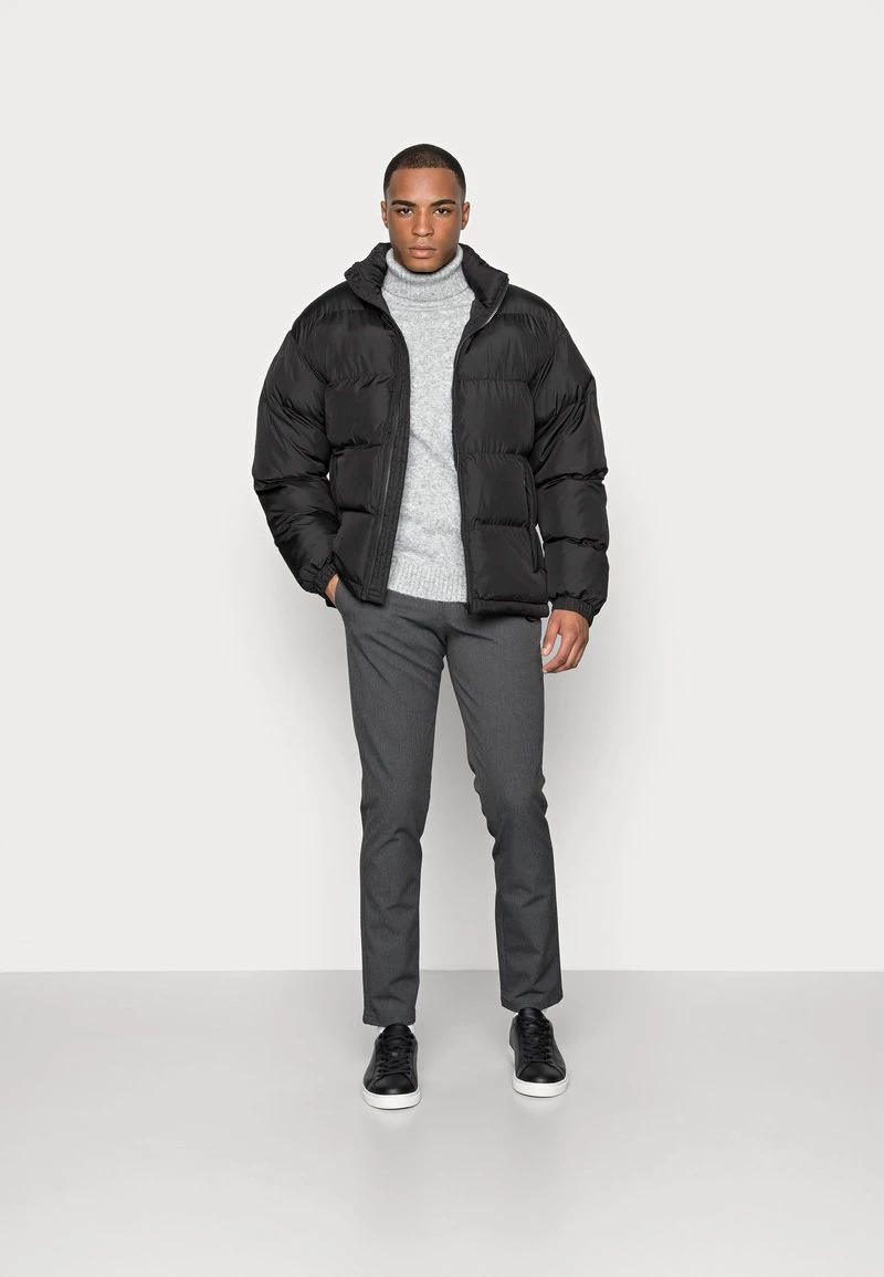 Pier One Hombre ESSENTIAL WINTER TURTLENECK / 512 - MOTTLED BLUE - Jersey De Punto - Mottled Light Grey 4 Pier One Hombre ESSENTIAL WINTER TURTLENECK / 512 - MOTTLED BLUE - Jersey De Punto - Mottled Light Grey - Imagen 2