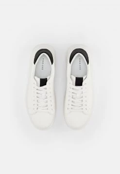 Pier One Unisexo Zapatillas - White Black -Pier One Tienda e9af590107f34102b6e7d896bf4f13f7