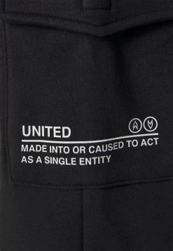 Pier One Hombre CARGO JOGGER - Pantalones Deportivos - Black -Pier One Tienda ea06a7241edd434fbdb4c20123eab4af