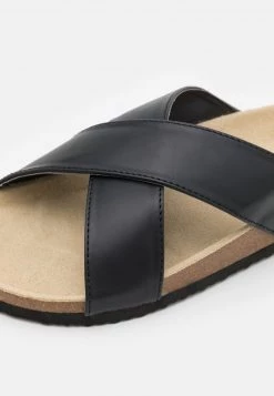 Pier One Unisexo UNISEX - Pantuflas - Black -Pier One Tienda ec9571e080a34600a4b02d50b363b3c1