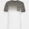 Pier One Hombre Camiseta Estampada - White/grey -Pier One Tienda f01232a944524071b0178a5af1037810
