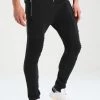 Pier One Hombre BIKER JOGGER - Pantalones Deportivos - Black -Pier One Tienda f631af0b066c4c418b43e4e434136360